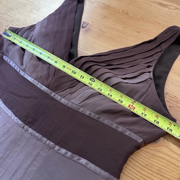 Anne Klein • 100% Silk Pleated Sleeveless Brown to Grey Ombré Midi Dress Sz 14 - Picture 7 of 8